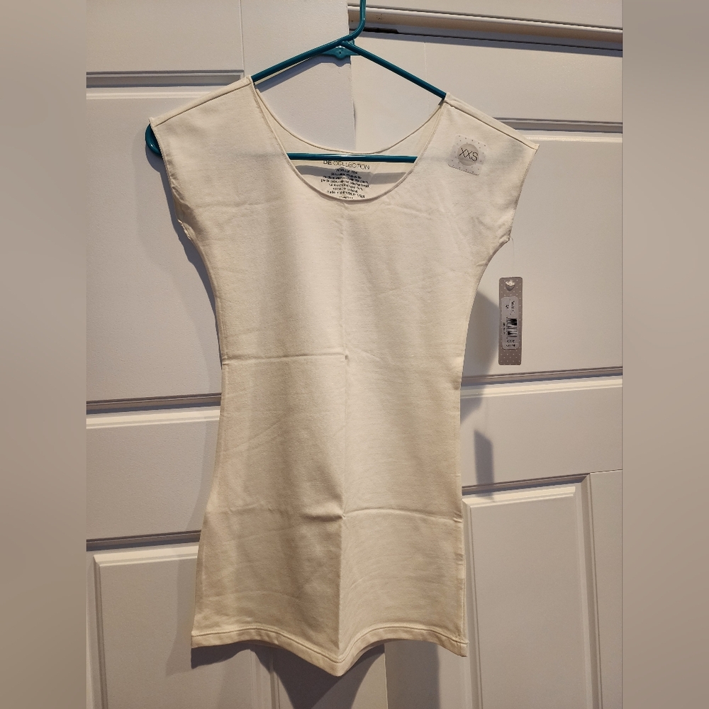 DE collection layering tee xxs